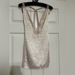 NWT Victoria's Secret Lace Pink Vintage Chemise Floral Tank Rose Medium Sexy